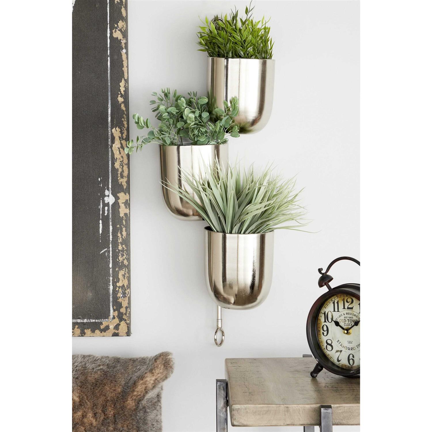 The Novogratz Contemporary Metal Hanging Wall Planter Rack