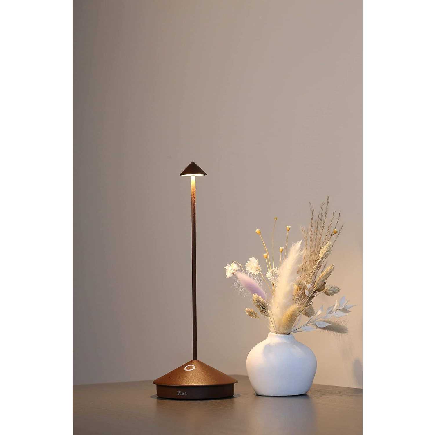 Zafferano America Pina Pro Table Lamp