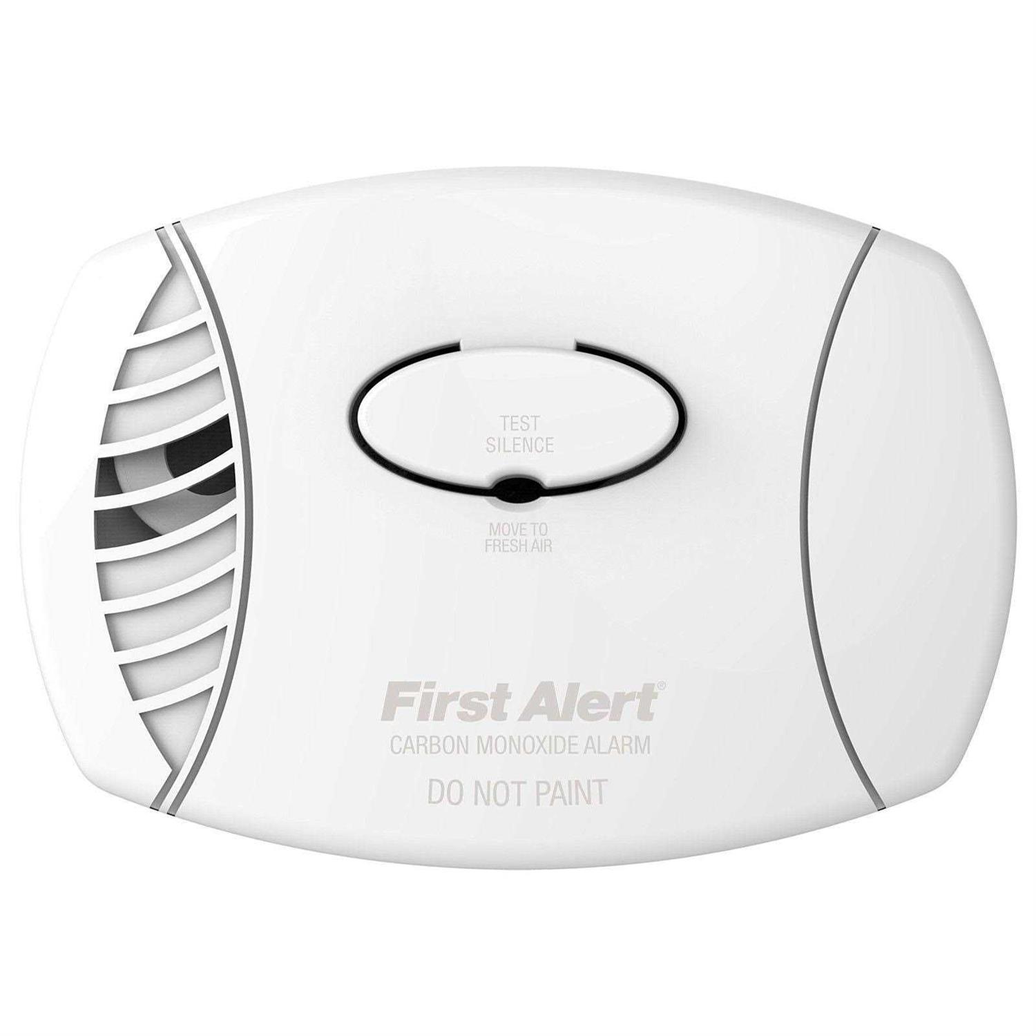 First Alert Co605 Carbon Monoxide Plug-In Alarm Battery Backup