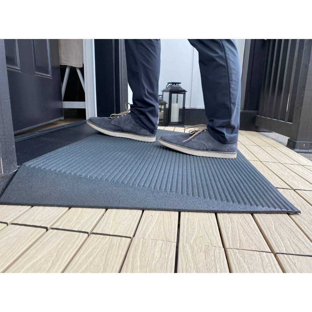 EZ ACCESS Transitions Angled Entry Mat