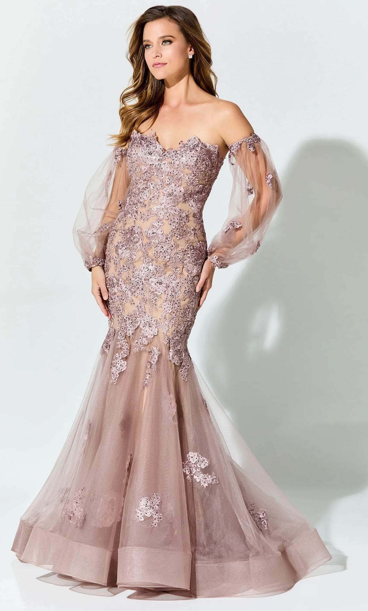 Tulle Trumpet Formal Gown