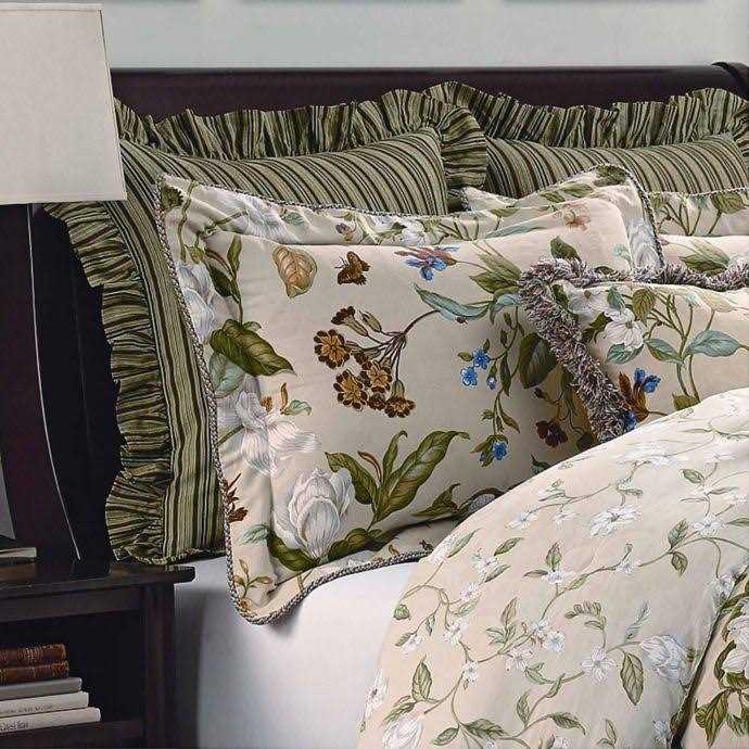 Williamsburg Garden Images Comforter Set