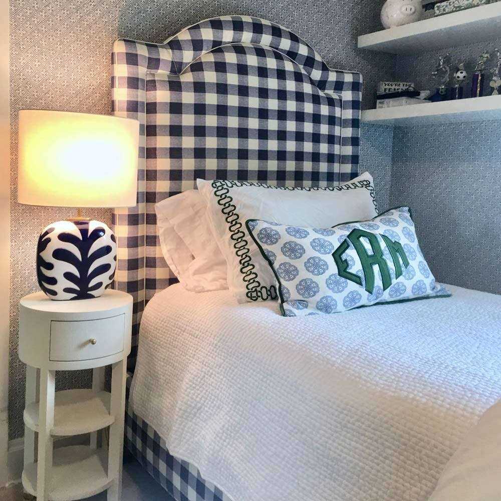 Visual Comfort Signature Parkwood Table Lamp