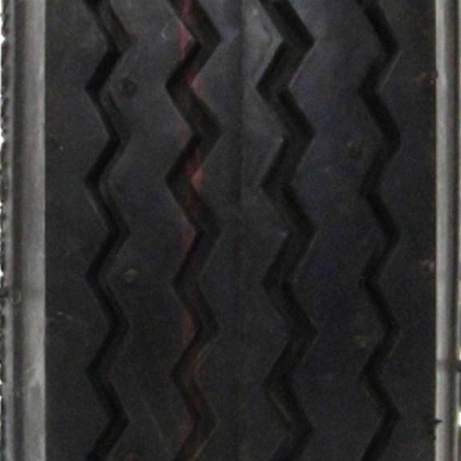 Carlisle Sawtooth Tire