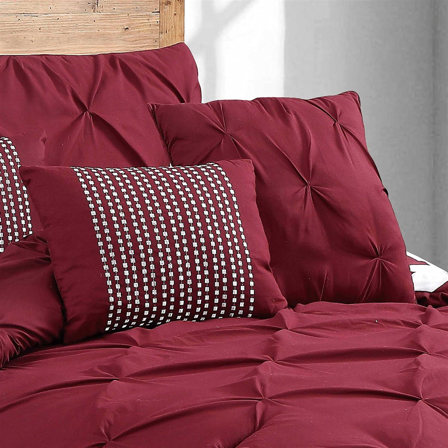 Avondale Manor 7-Piece Ella Pinch Pleat Comforter Set