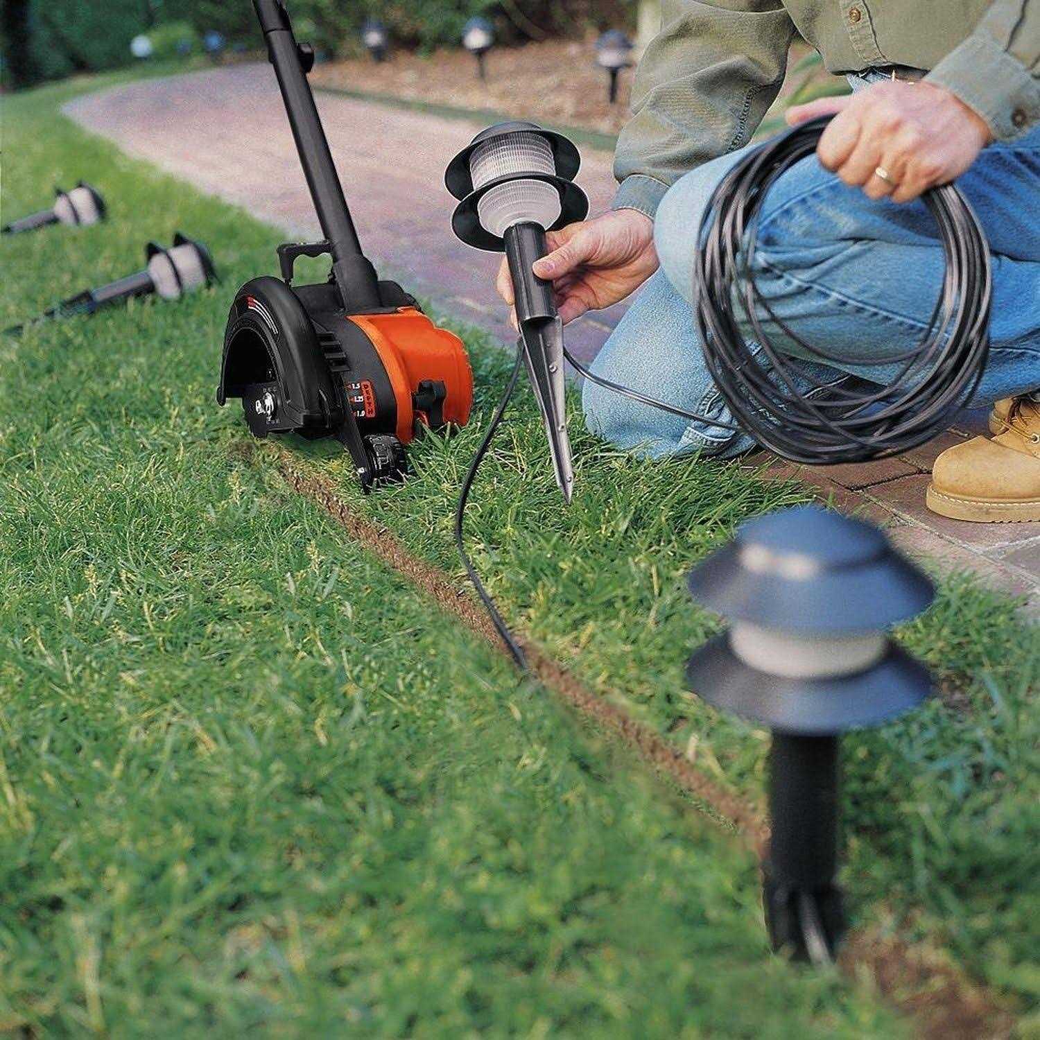 Black & Decker LE750 2-in-1 Landscape Edger