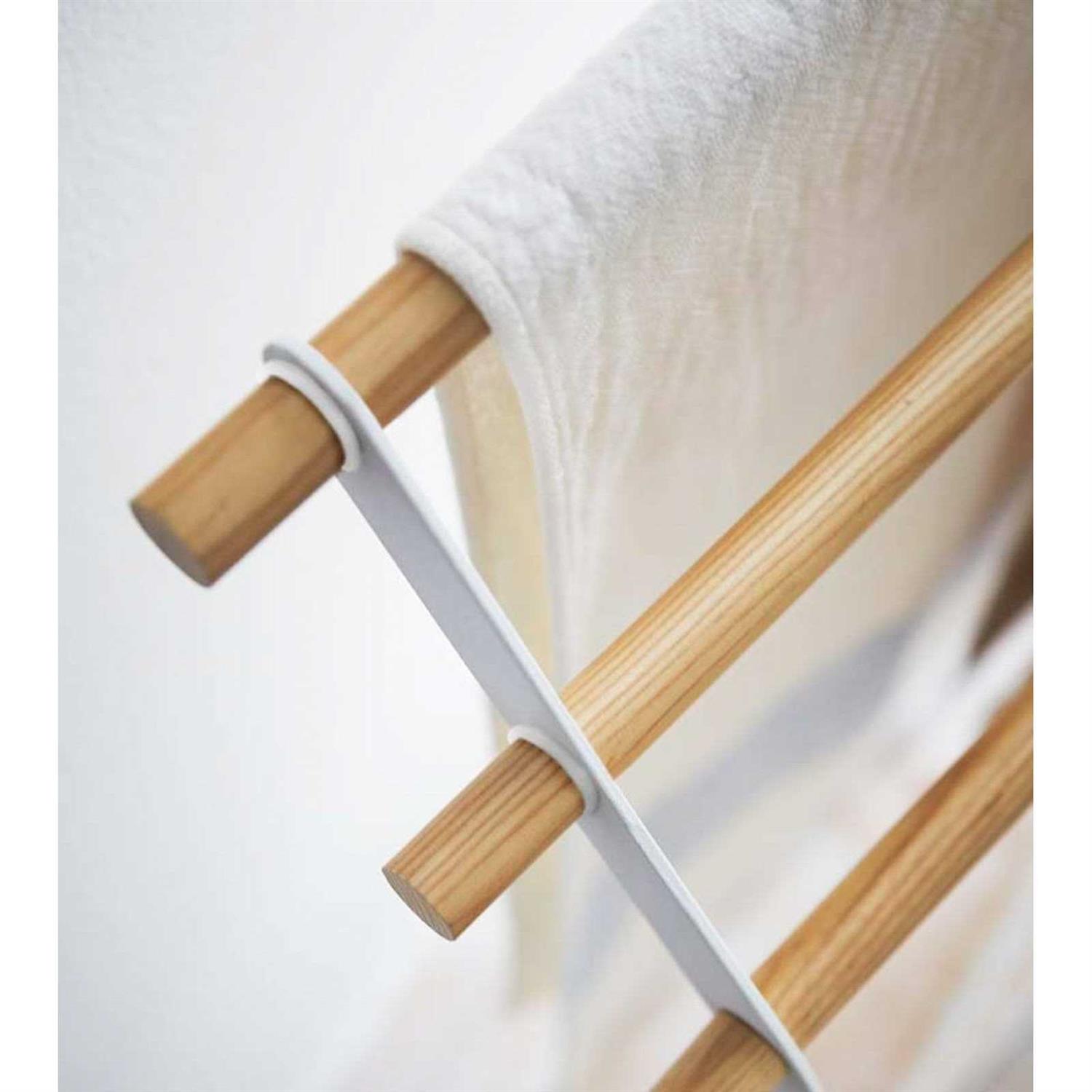 Yamazaki Tosca Bath Towel Hanger