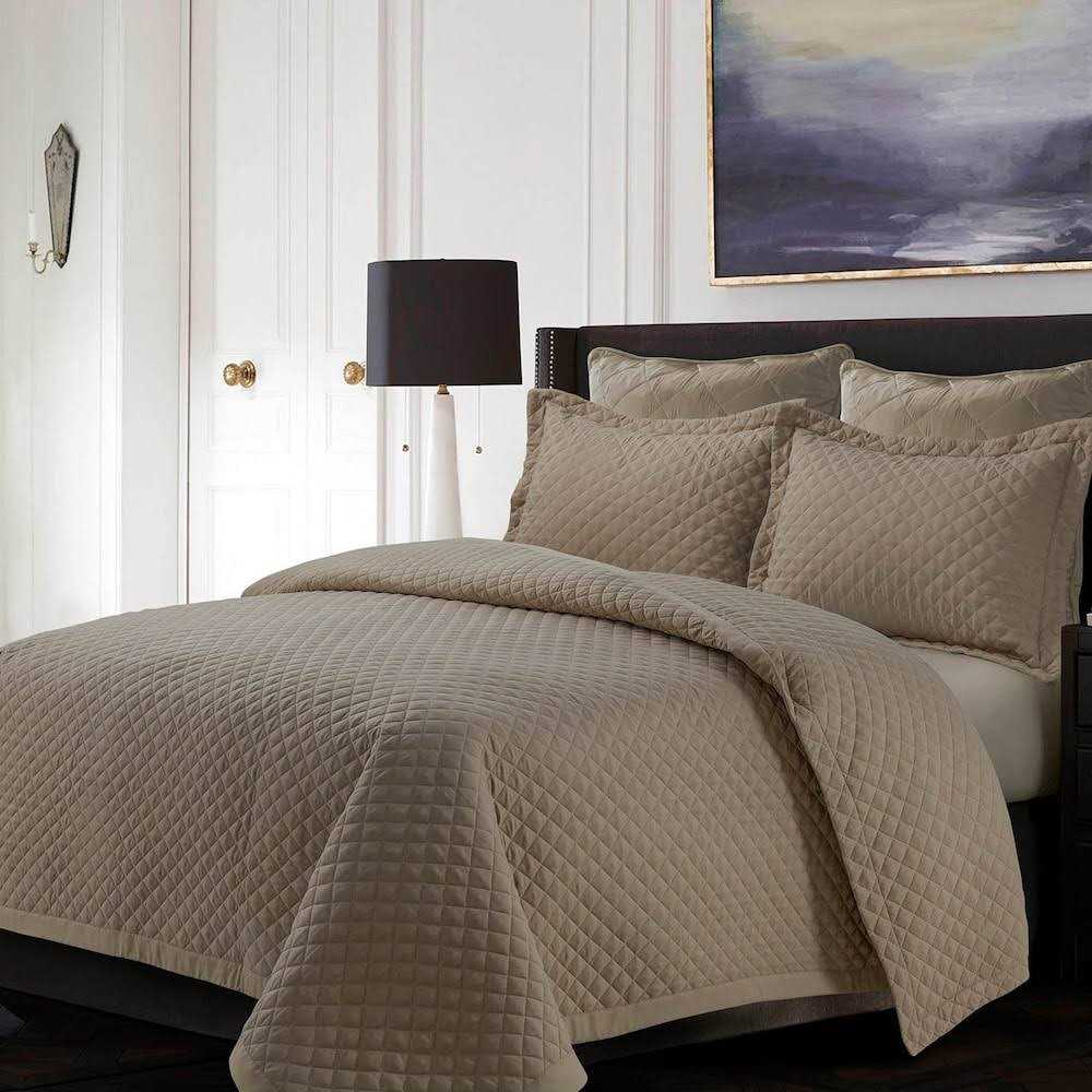 Tribeca Living Brisbane Oversized Quilt Set