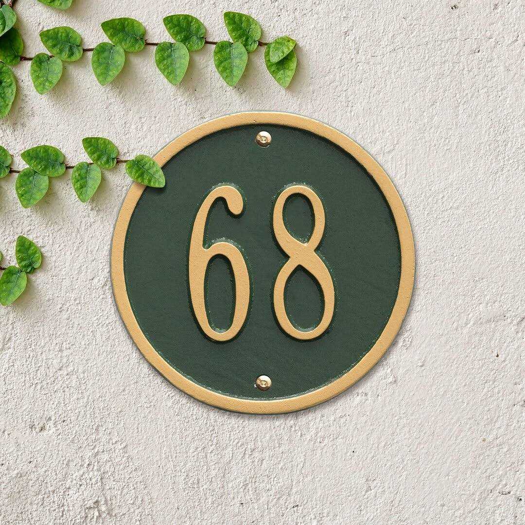 Whitehall Round 1-Line Wall Plaque