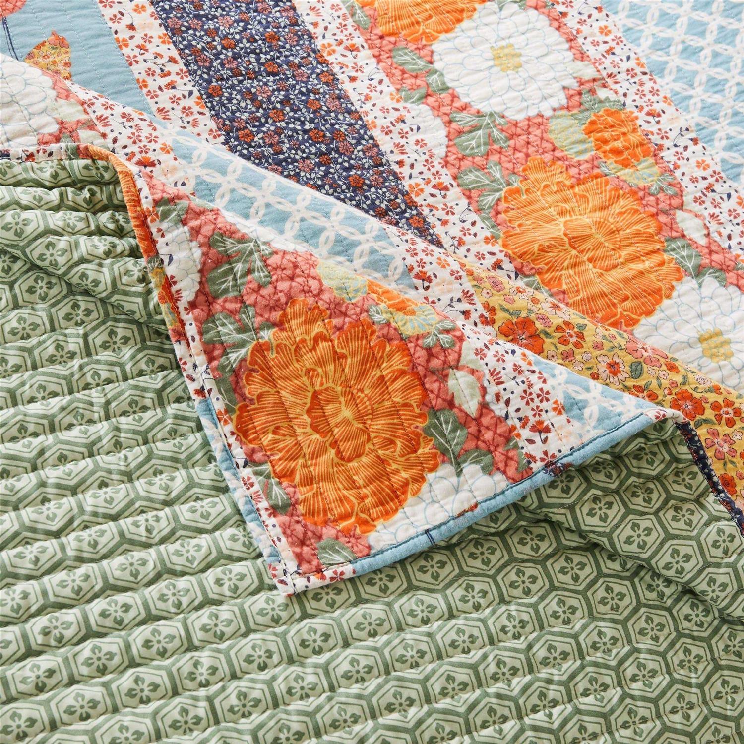 Barefoot Bungalow Carlie Throw