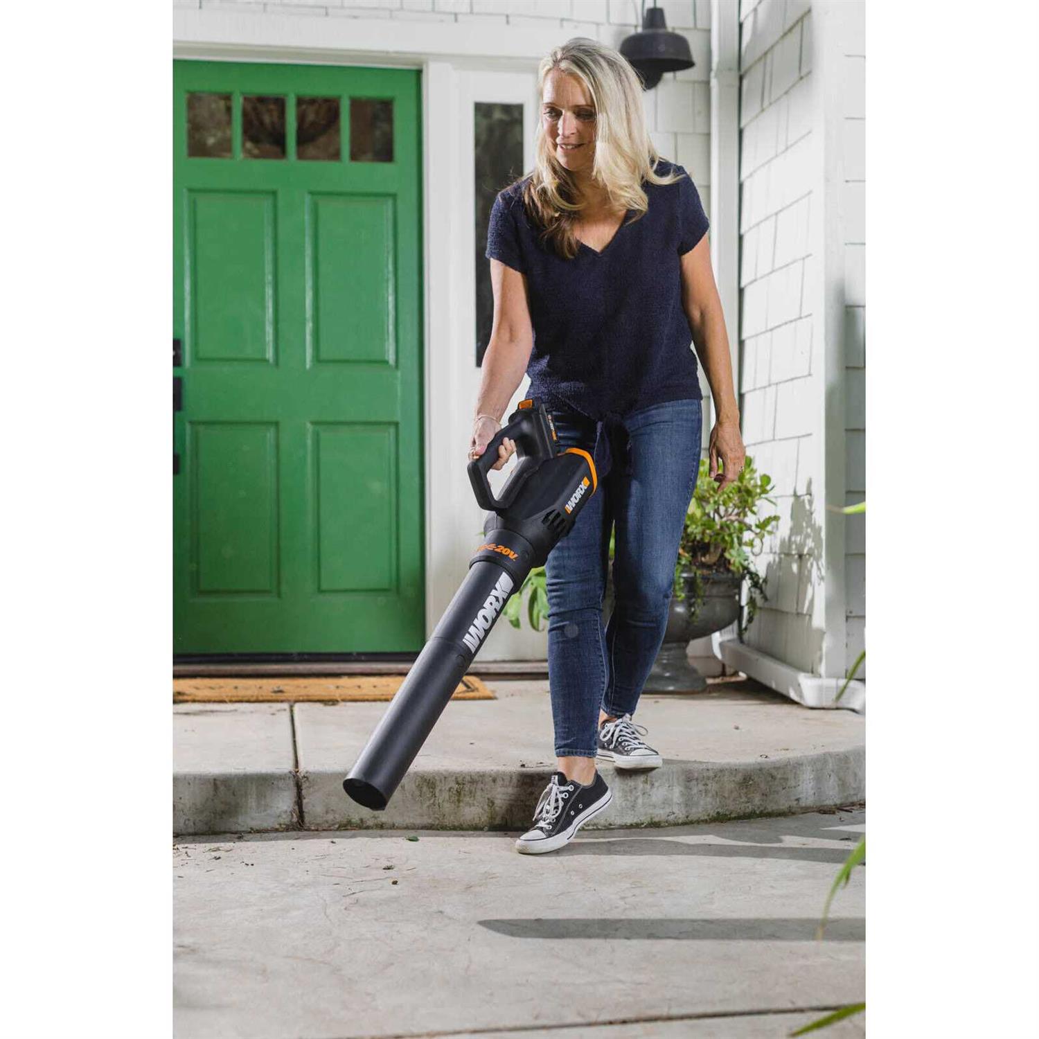 Worx 20V 10” Chainsaw and Turbine Blower Power Share Combo