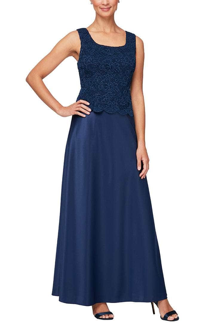 84122326 Scallop Trimmed Bodice Laced Dress