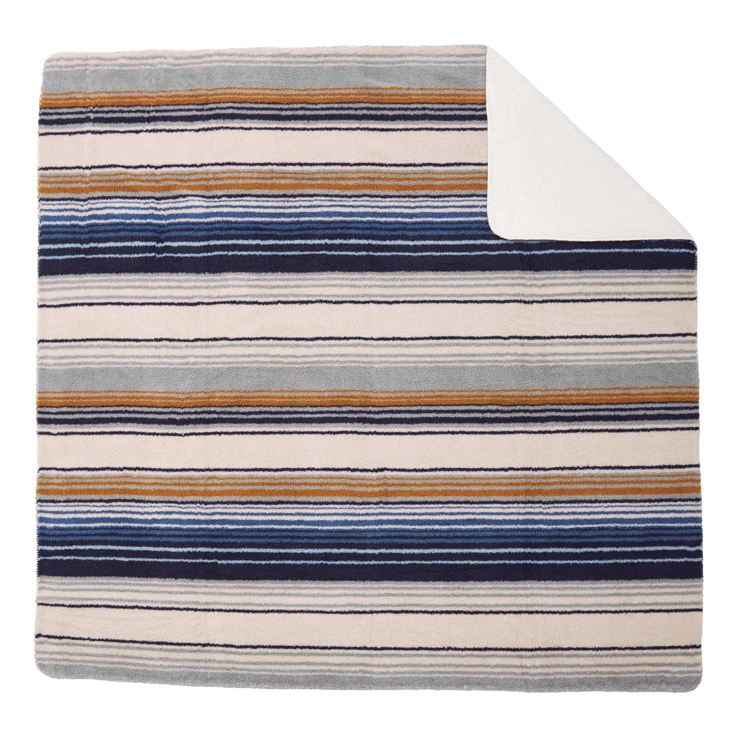 White River Home Giant Berber Throw