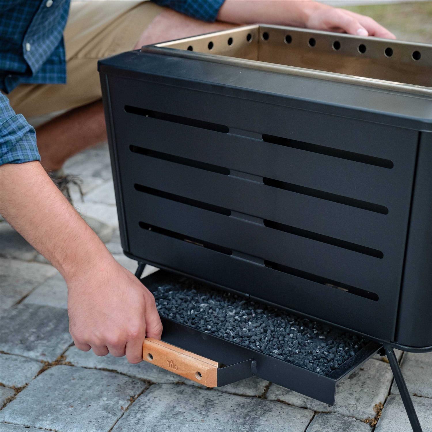 TIKI 21.5 in. Retreat Smokeless Fire Pit Metal