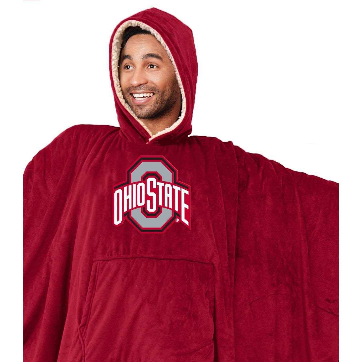 60 x 80 Logo Patch Team Color Bloncho with Sherpa