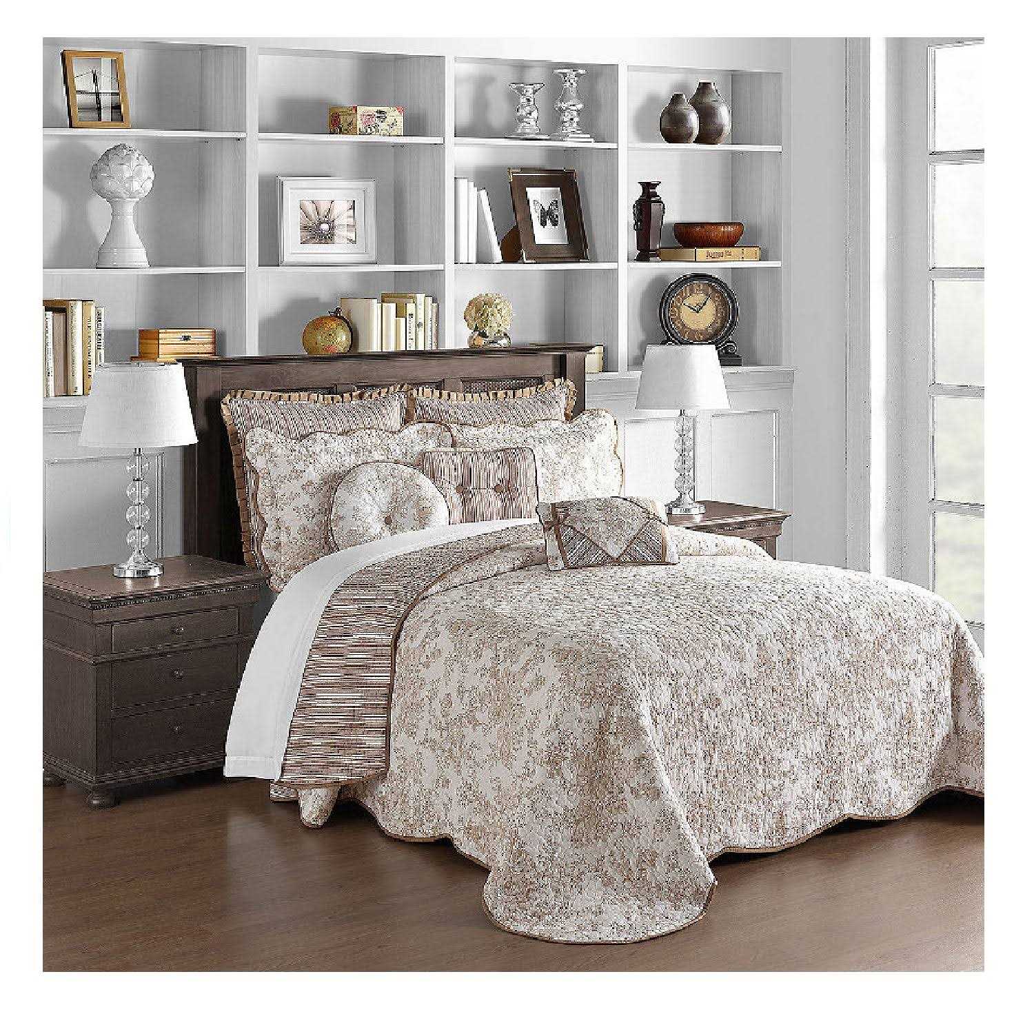 Toile Garden Bedspread