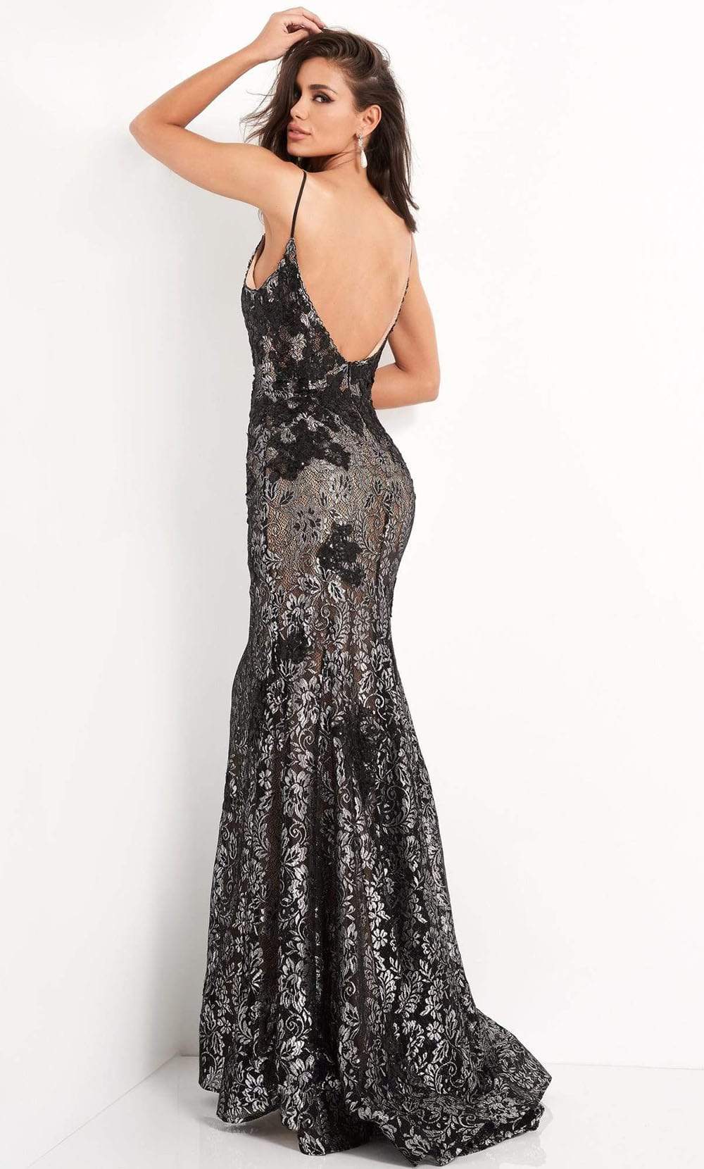 06438 Spaghetti Strap V-Neck Lace Mermaid Dress