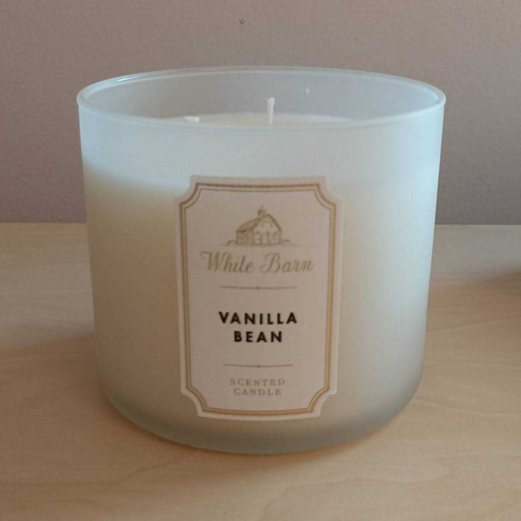Bath & Body Works White Barn Vanilla Bean 3-Wick Scented Candle 14.5 Oz