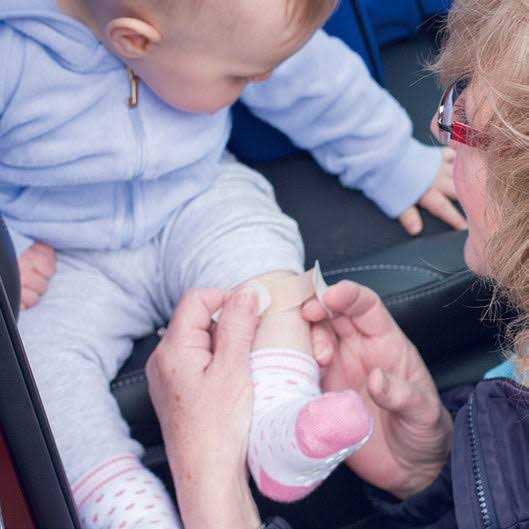 Goodyear GY3005 Travel Safety Kit