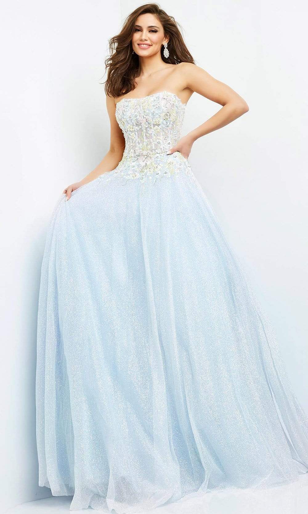 06231 Floral Applique Sweetheart Ballgown