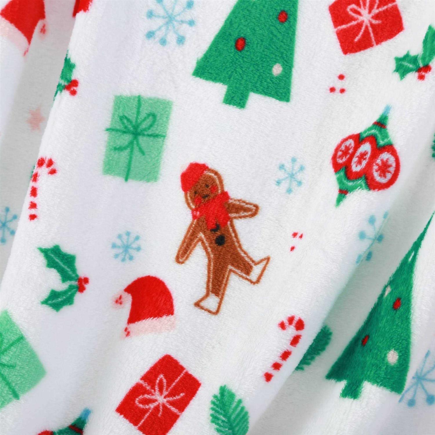 Wondershop Holiday Plush Christmas Throw Blanket White