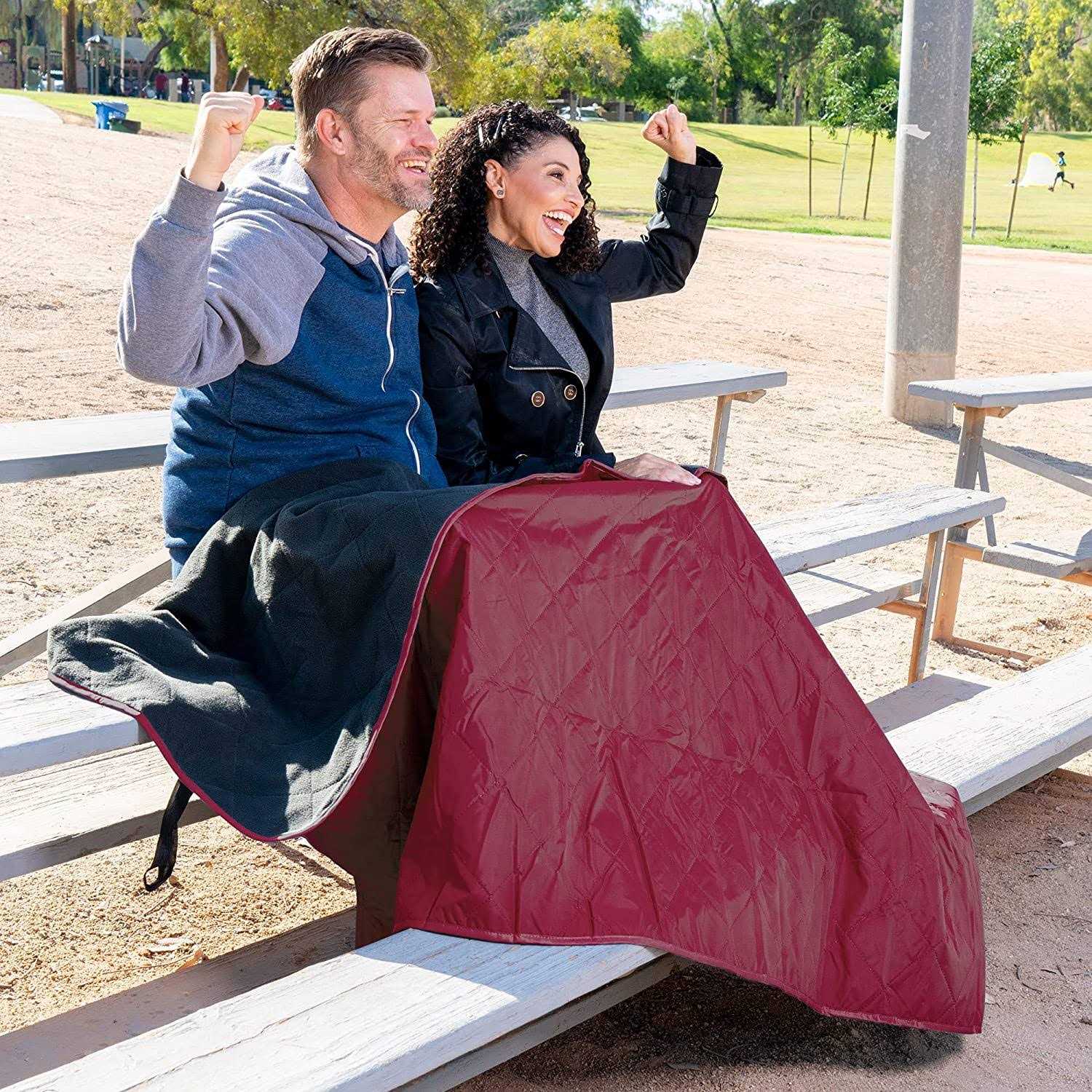 Brawntide Large Outdoor Waterproof Blanket Quilted Extra Thick Fleece