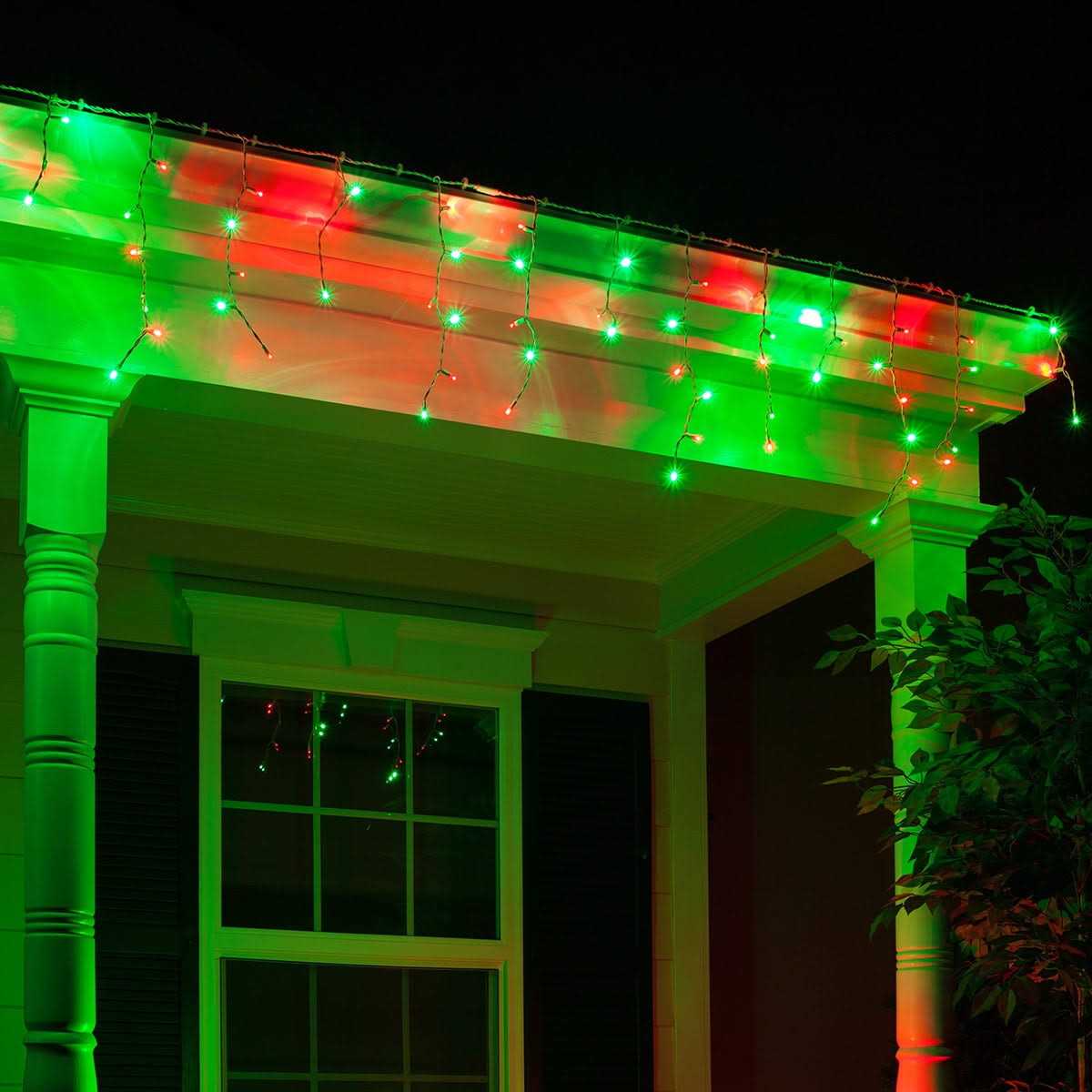 Wintergreen Lighting 7 ft. 70-Light LED M5 Icicle Light Set