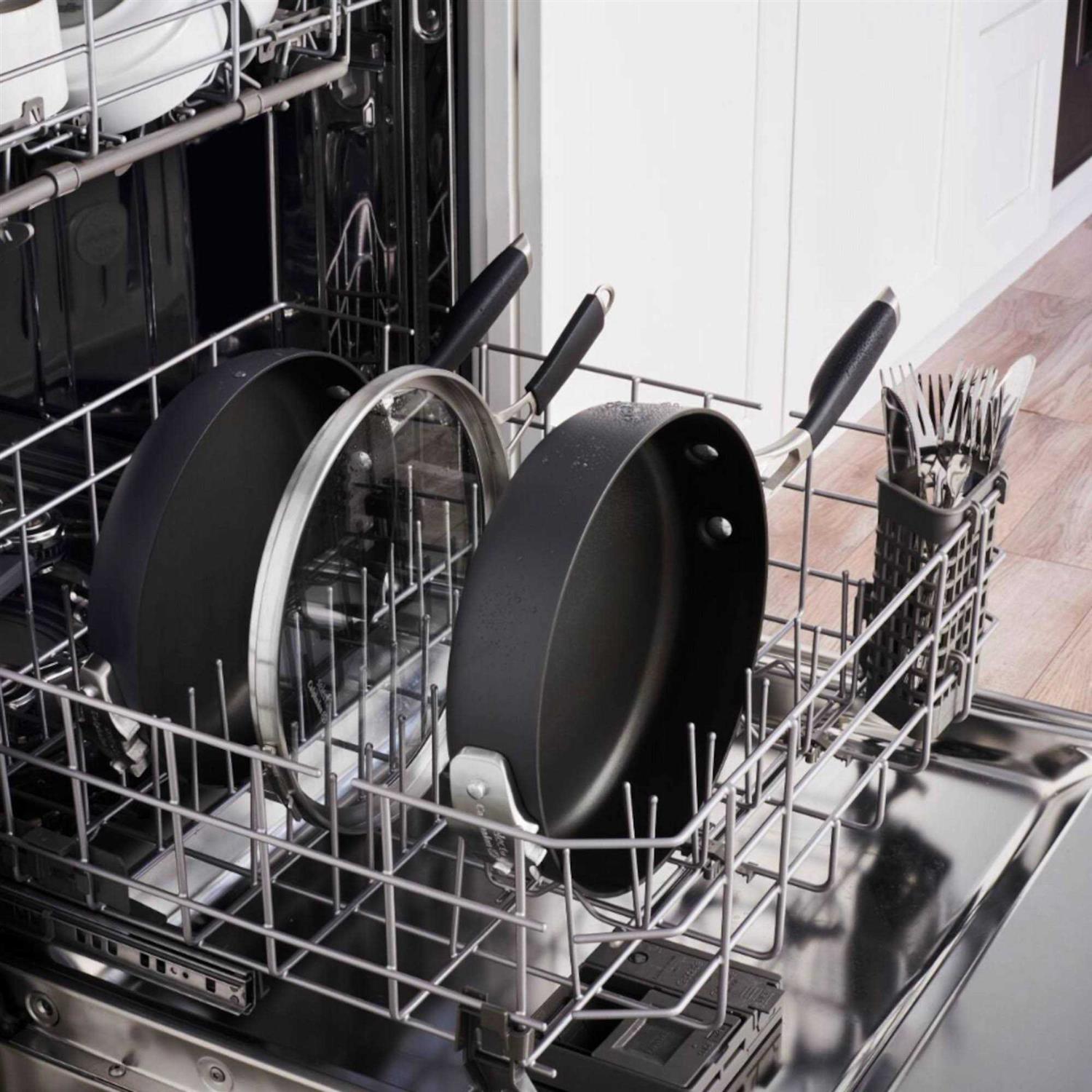 Select by Calphalon Nonstick with AquaShield Wok Pan