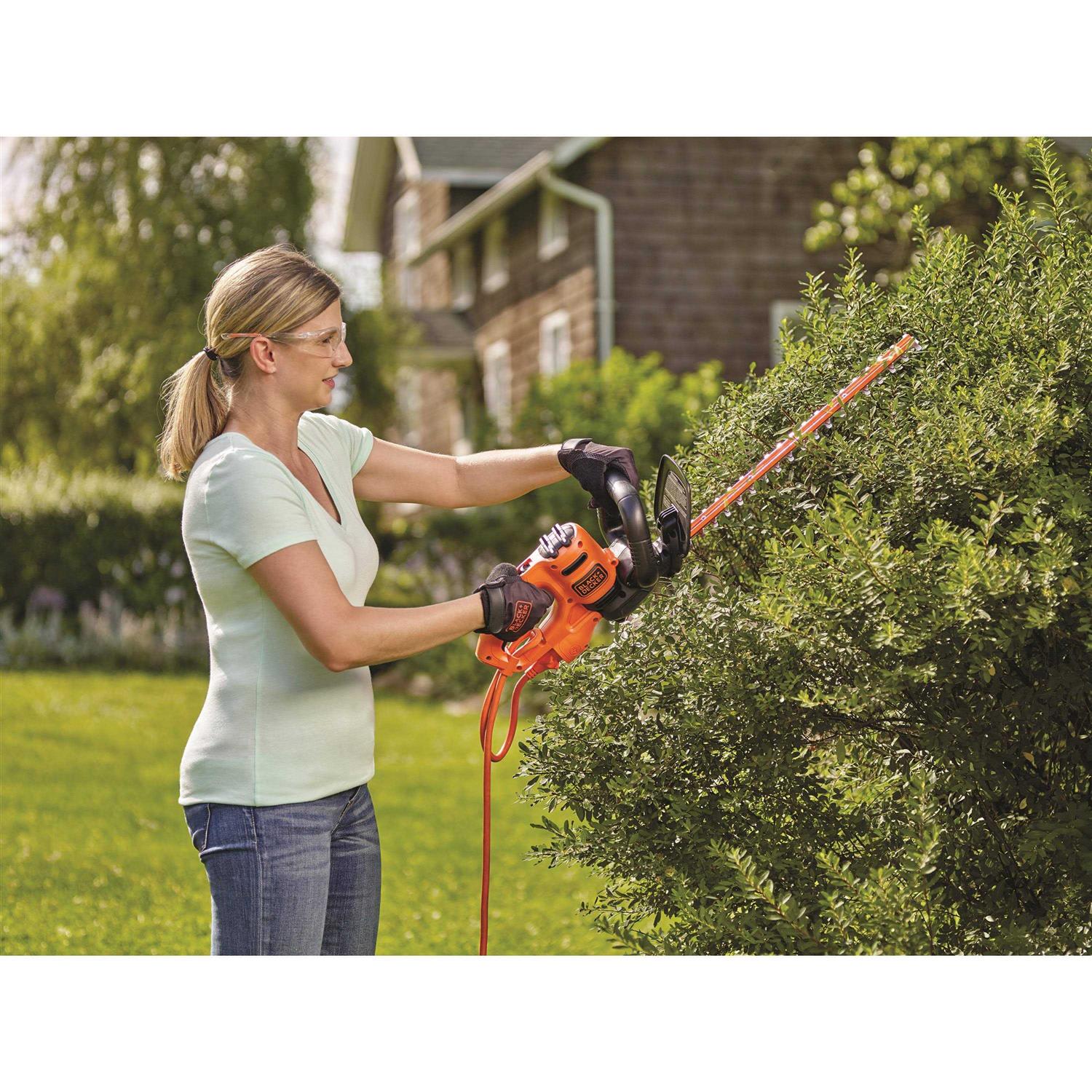 Black & Decker Electric Hedge Trimmer BEHT200