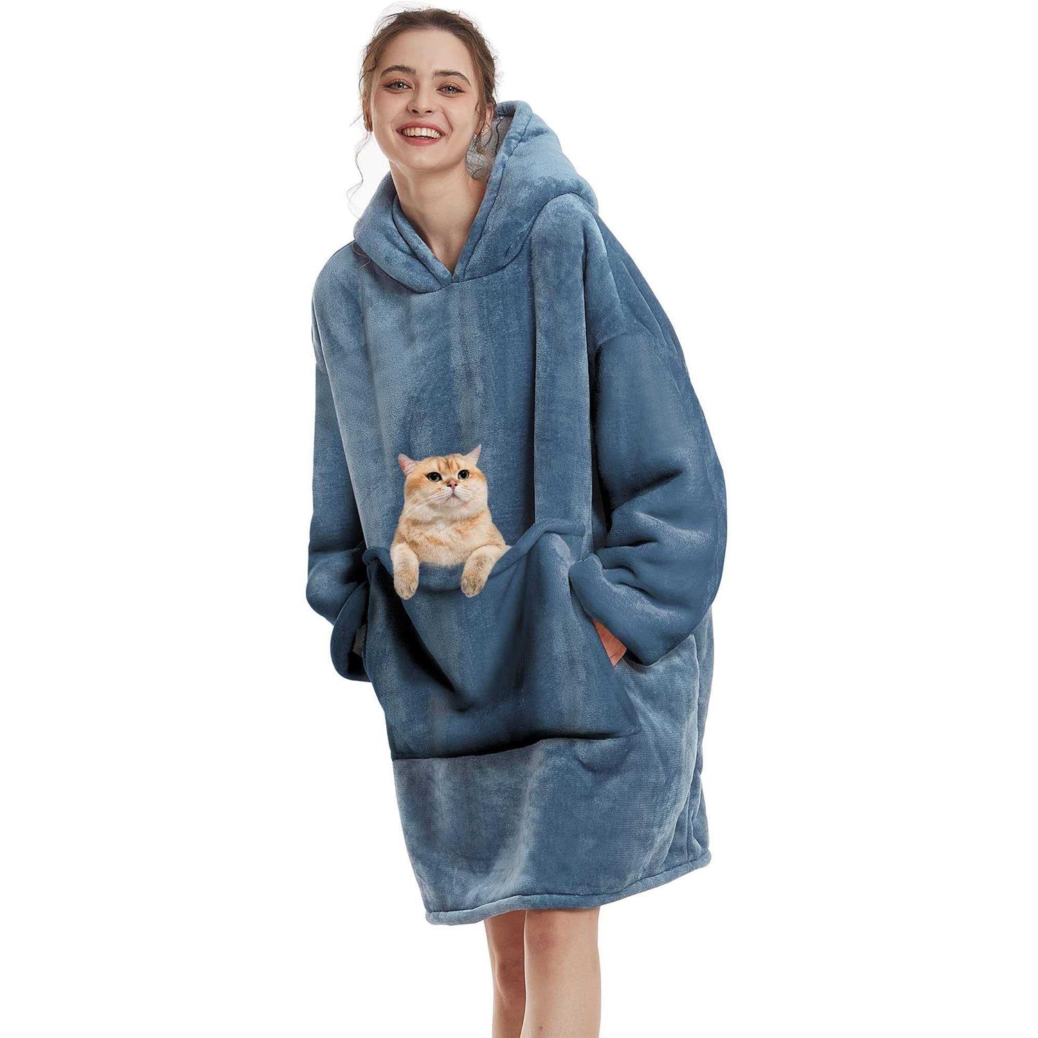 Aemilas Wearable Blanket Hoodie, Oversized Flannel Blanket Sweatshirt with Hood Pocket and Sleeves
