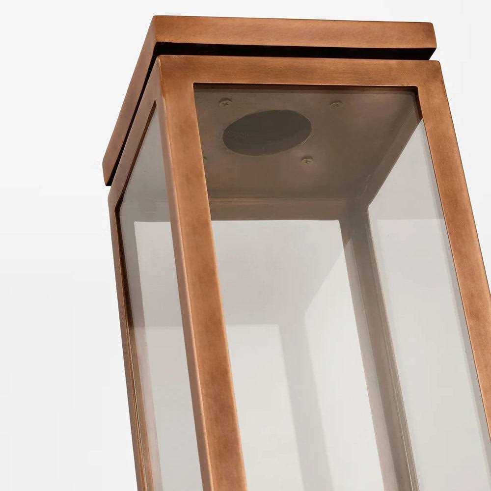 Visual Comfort Signature Fresno Outdoor Bracketed Gas Wall Lantern