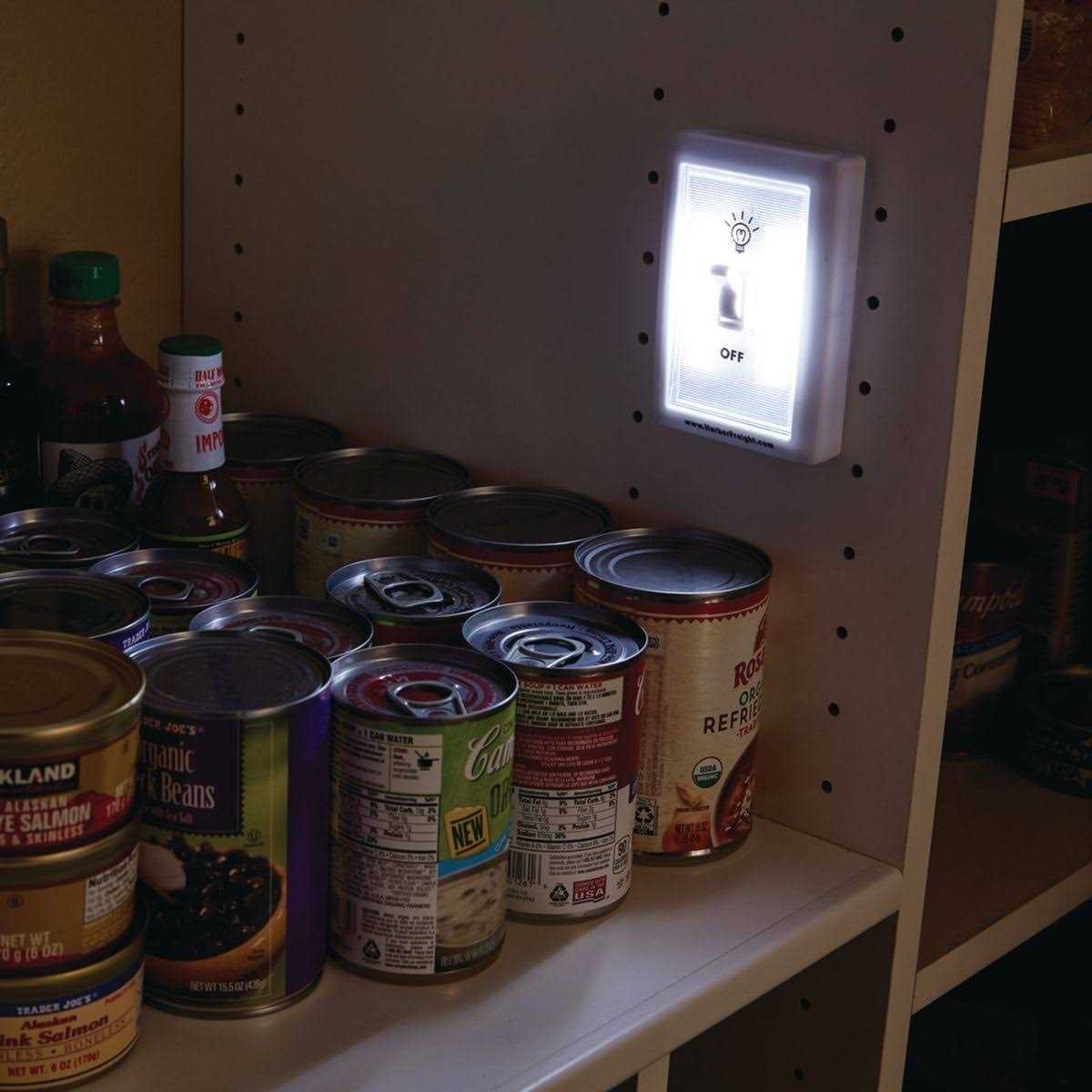 200 Lumen LED Super Bright Flip Light