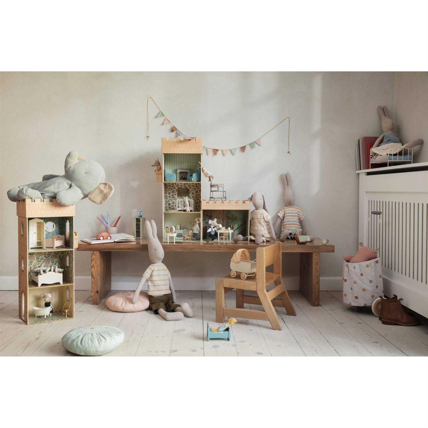 Maileg Fireplace Off White