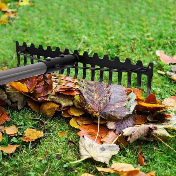 WaLensee 63 in. Steel Handle 17-Tine Bow Rake