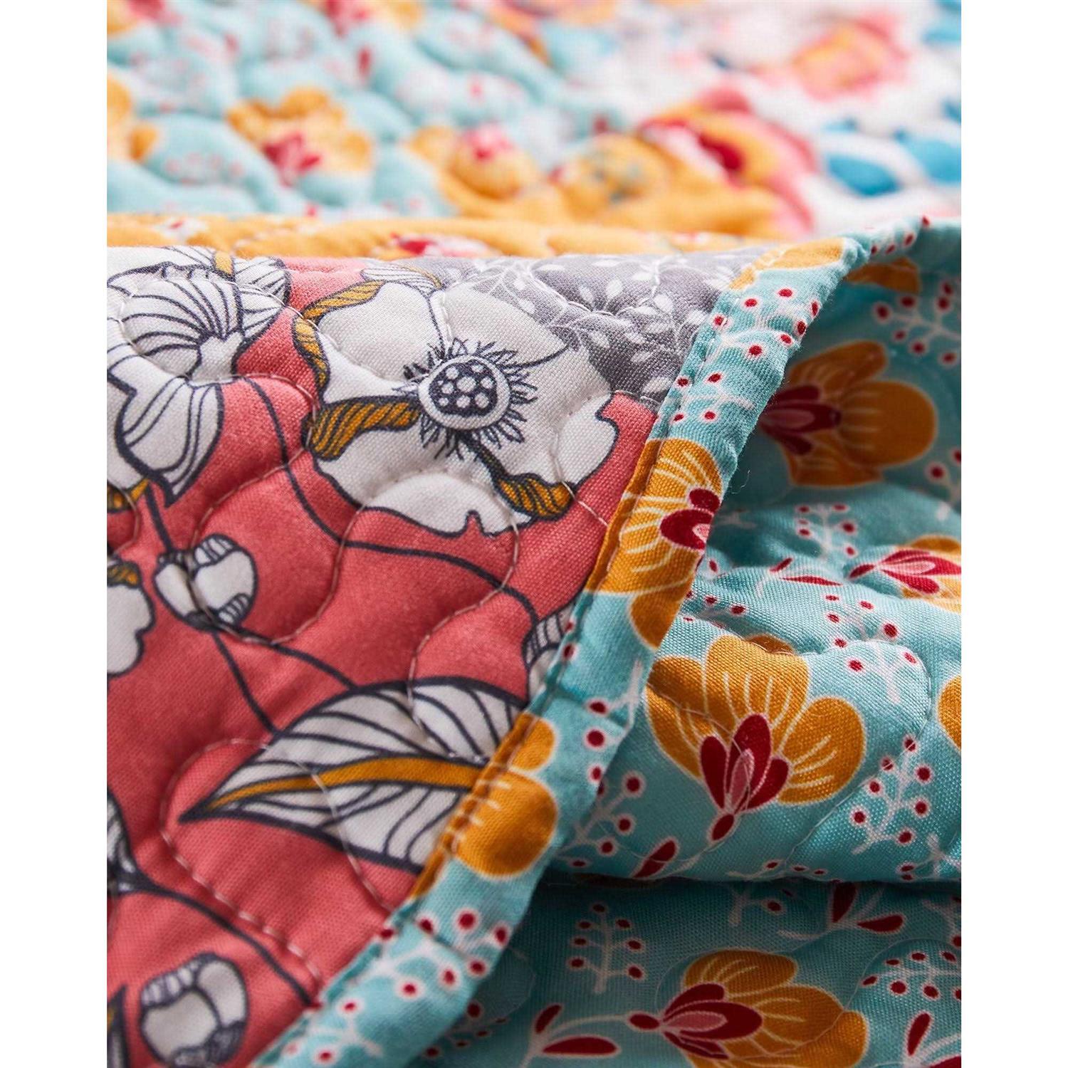 Barefoot Bungalow Carlie Quilt Set