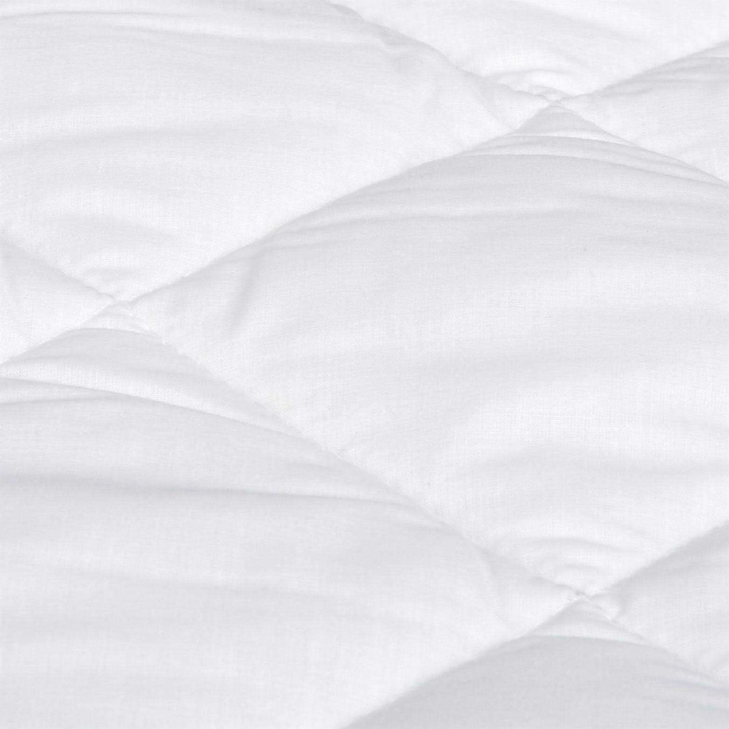 Amazon Basics Hypoallergenic Quilted Mattress Topper Pad