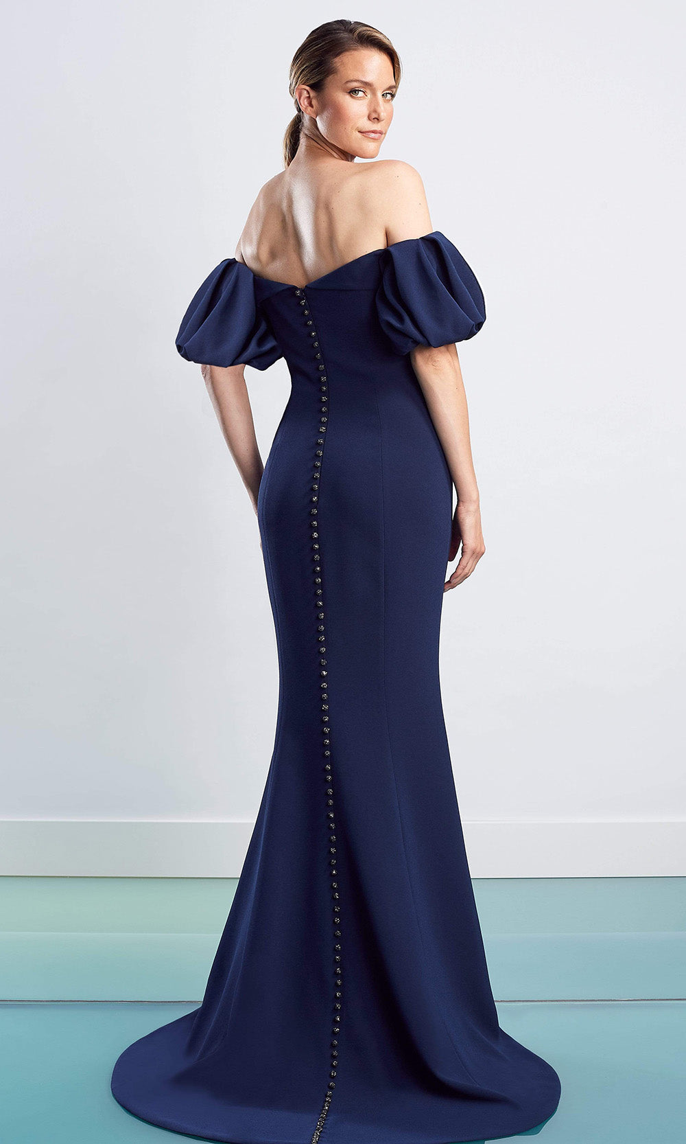 1479 Sweetheart Crepe Sheath Gown