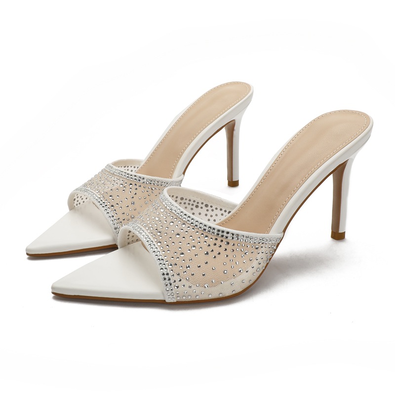 New summer style, flat-heeled high-heeled slippers for women, with pointed toes for outdoor wearFashionable sandals