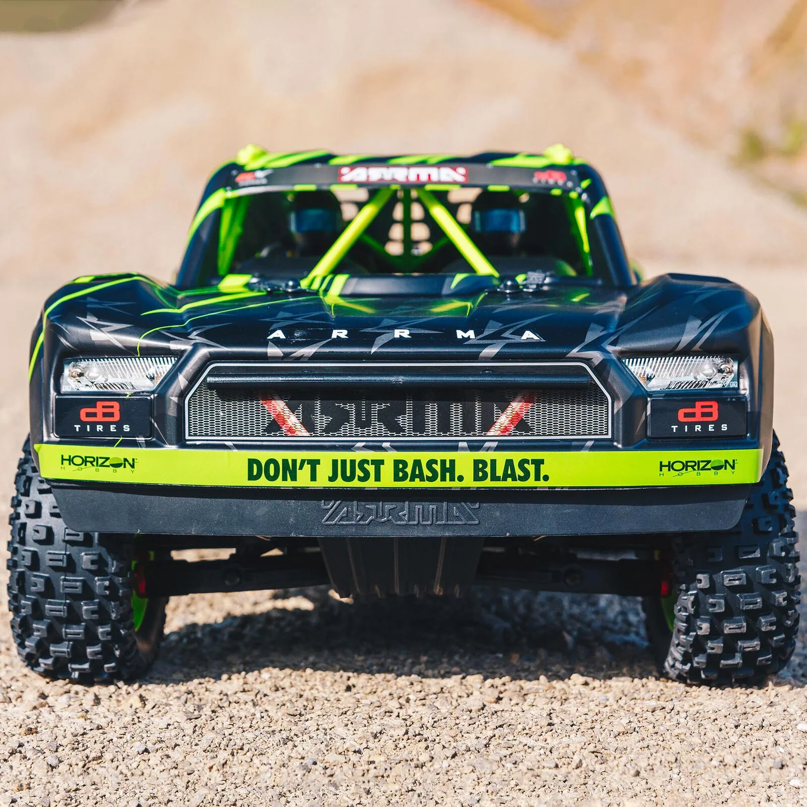 ARRMA 1/7 MOJAVE 6S V2 4WD BLX Desert Truck with Spektrum Firma RTR, Green/Black