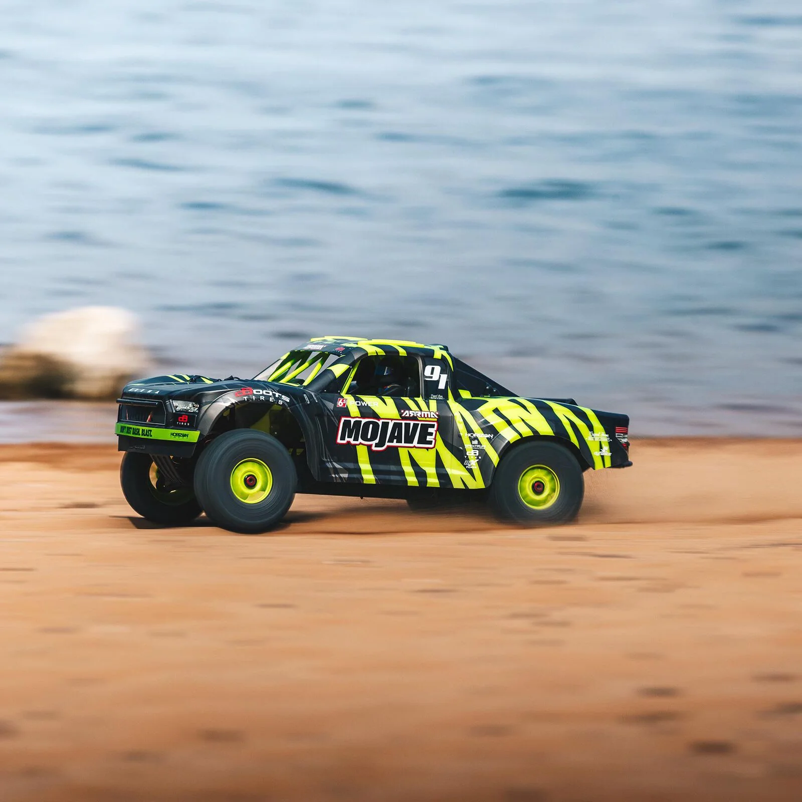 ARRMA 1/7 MOJAVE 6S V2 4WD BLX Desert Truck with Spektrum Firma RTR, Green/Black