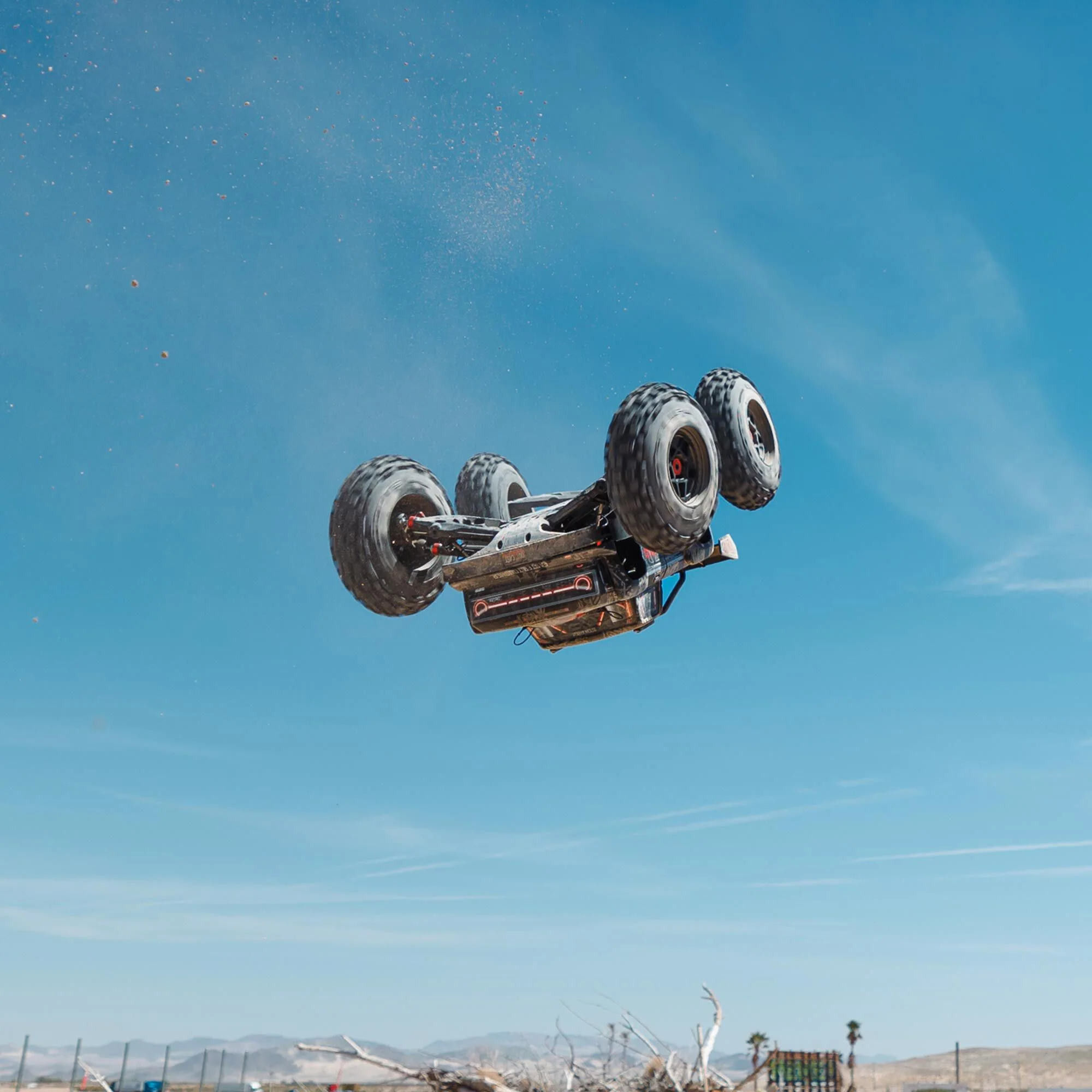 ARRMA OUTCAST 4X4 8S BLX 1/5 Stunt Truck Black