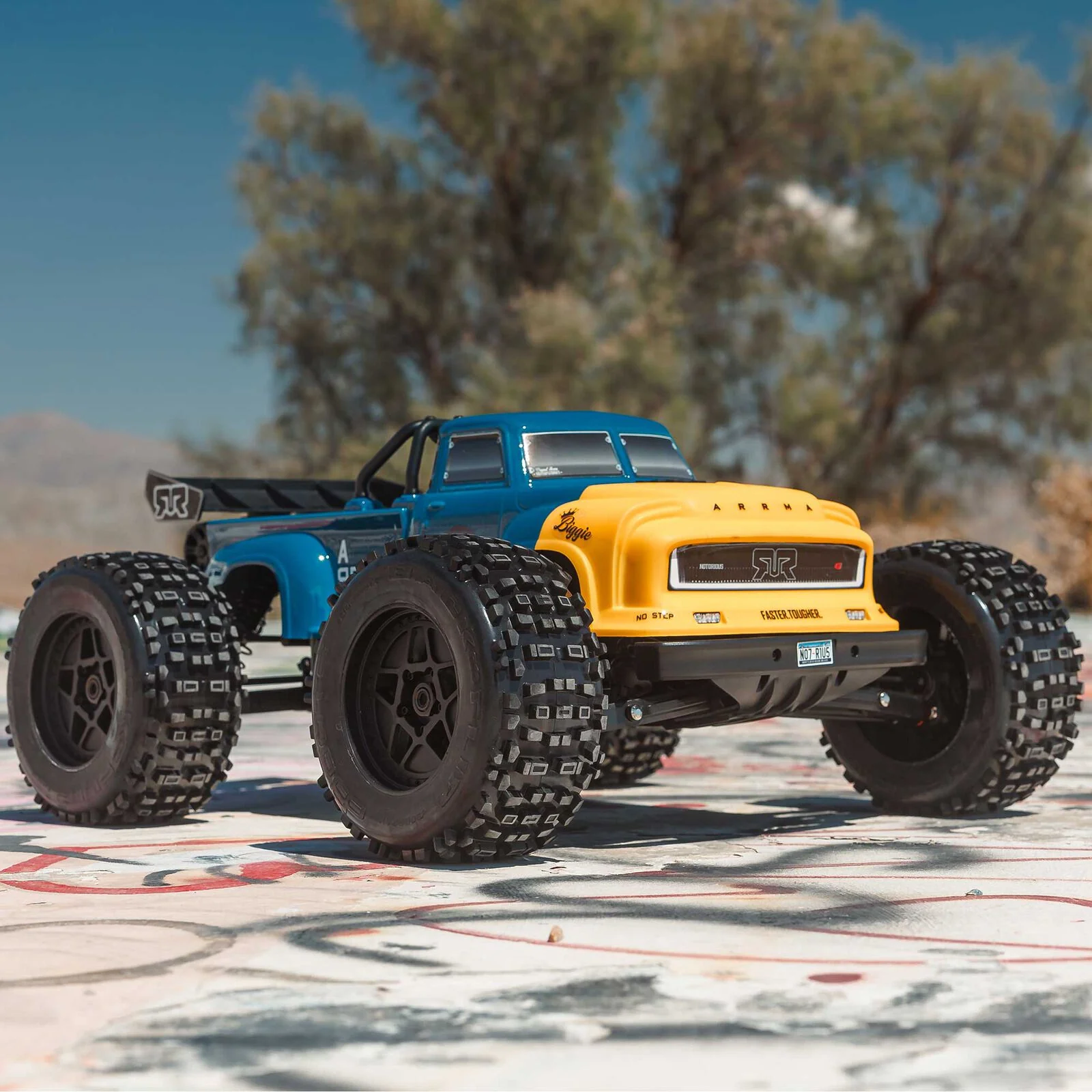 ARRRMA 1/8 NOTORIOUS 6S V6 4X4 BLX Brushless Stunt Truck RTR, Blue