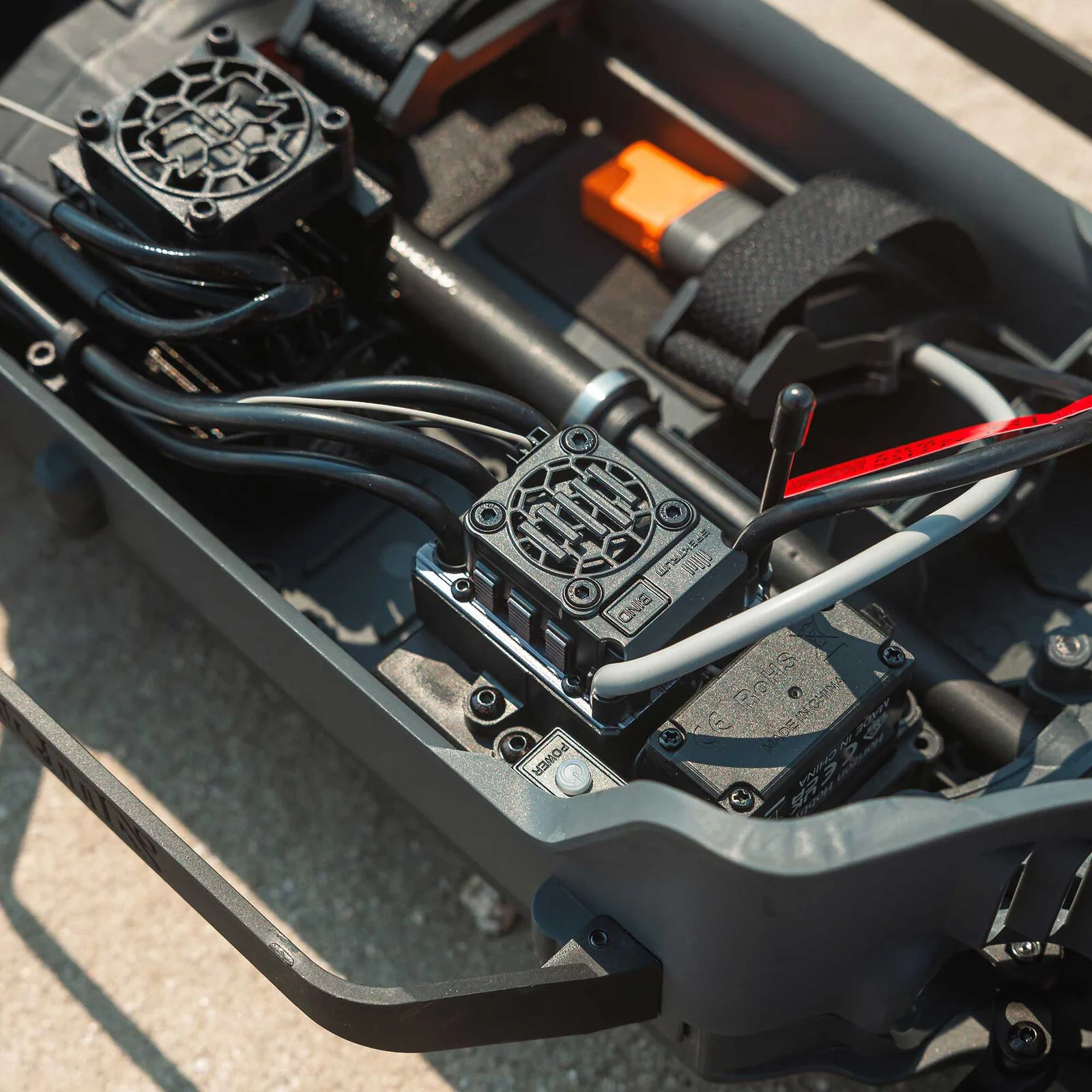 ARRMA 1/10 SENTON 223S BLX Brushless 4X4 Short Course Truck RTR with DSC, Red