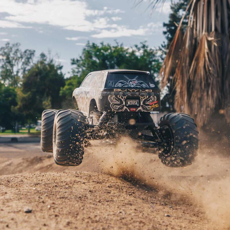 ARRMA GORGON 2wd MT 1/10 Ready to Assembly KIT SMART USB charger & Battery Gunmetal