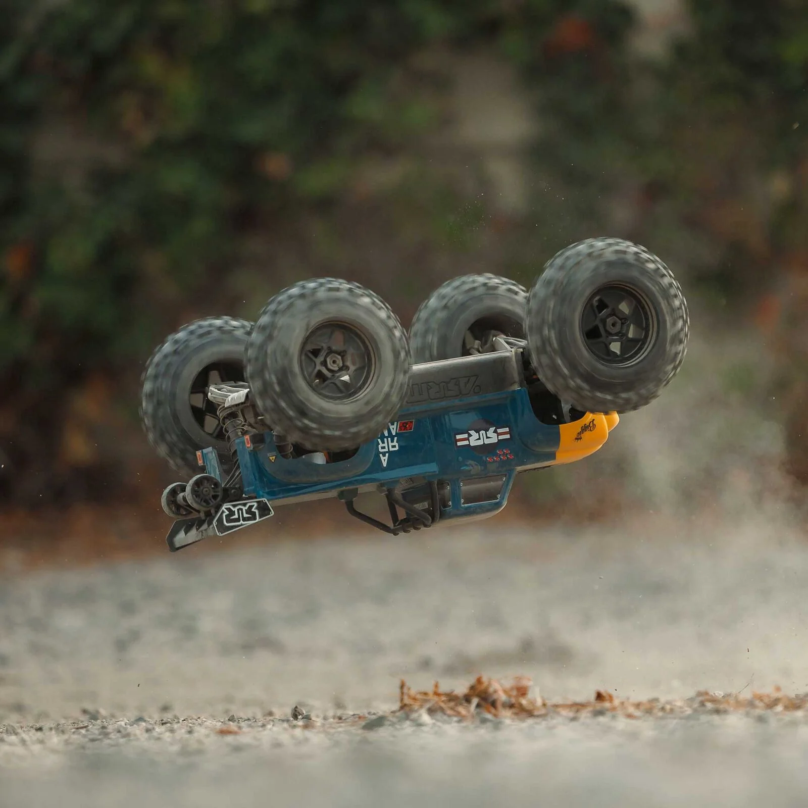 ARRRMA 1/8 NOTORIOUS 6S V6 4X4 BLX Brushless Stunt Truck RTR, Blue