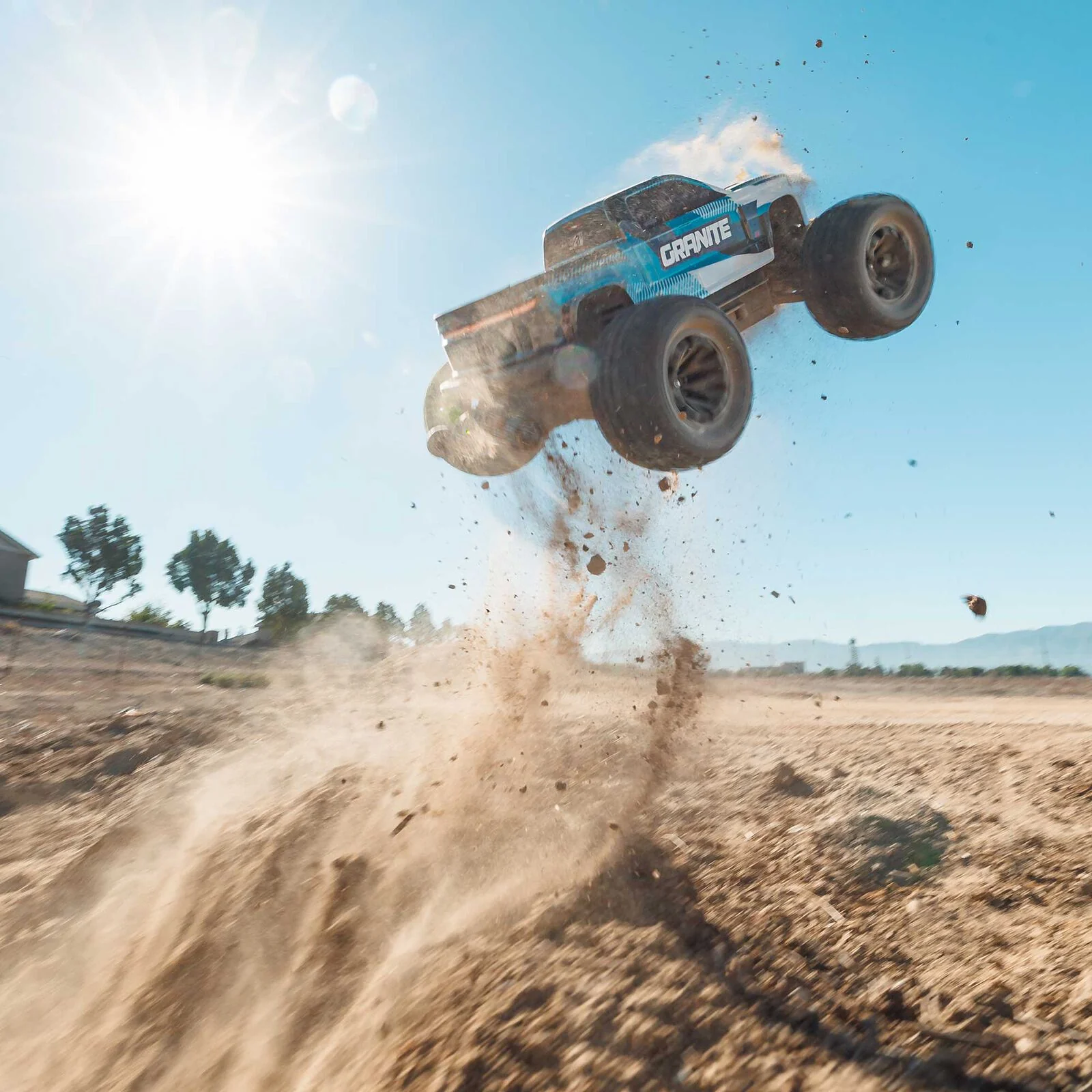 ARRMA 1/10 GRANITE 223S DSC 4X4 RTR Brushless Monster Truck, Blue