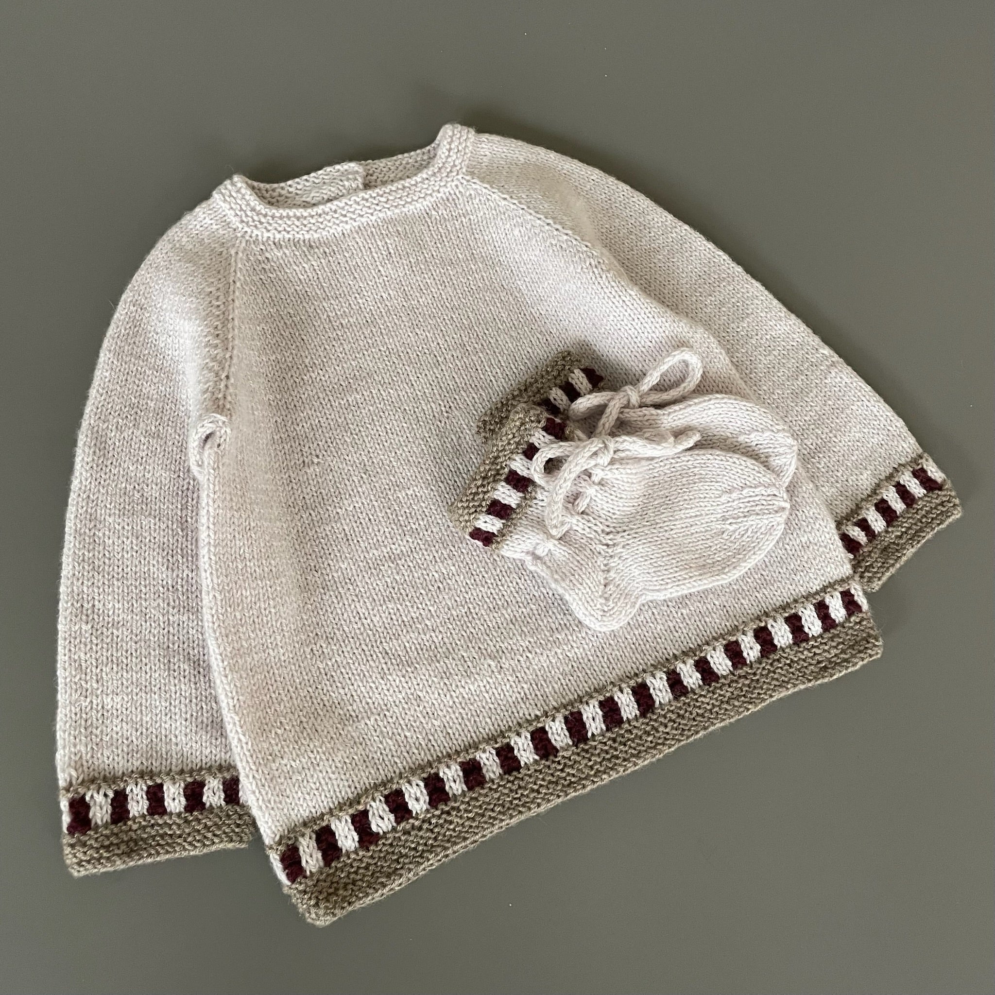 Circus Sweater & Socks Mini Bundle