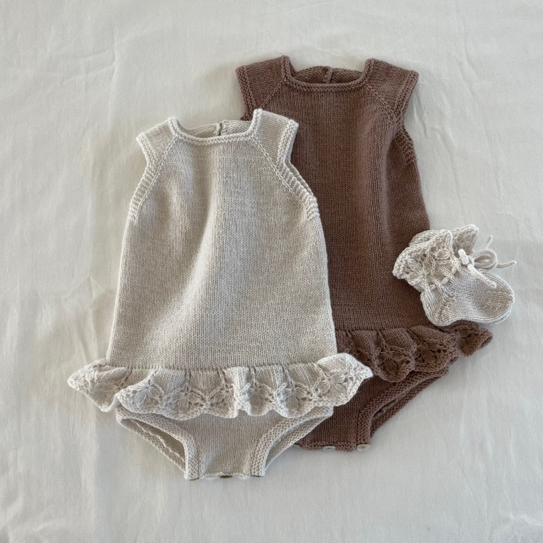 Erantis Ruffle Body & Erantis Socks Mini Bundle