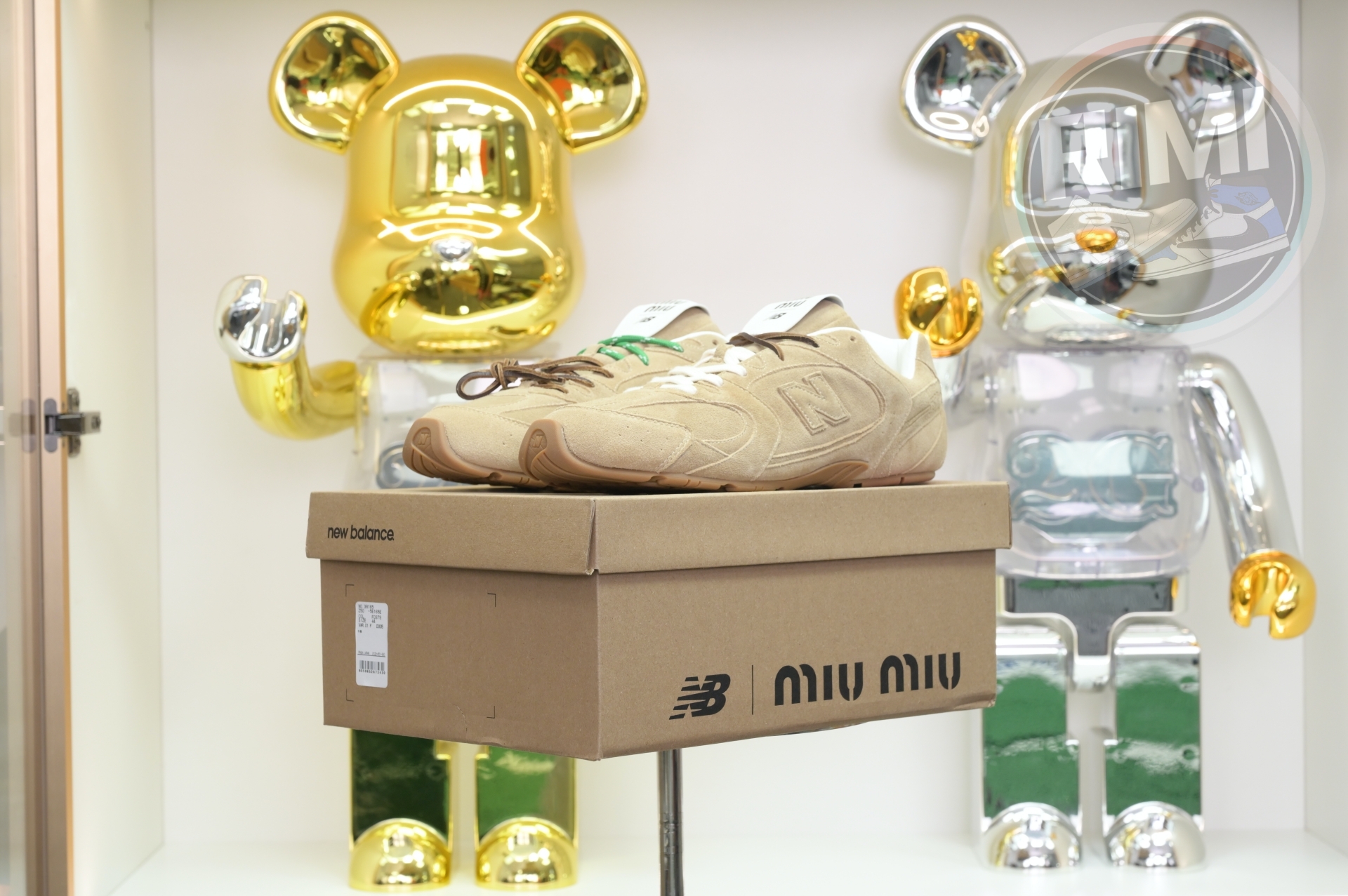 New Balance x MIU MIU NB 530 SL