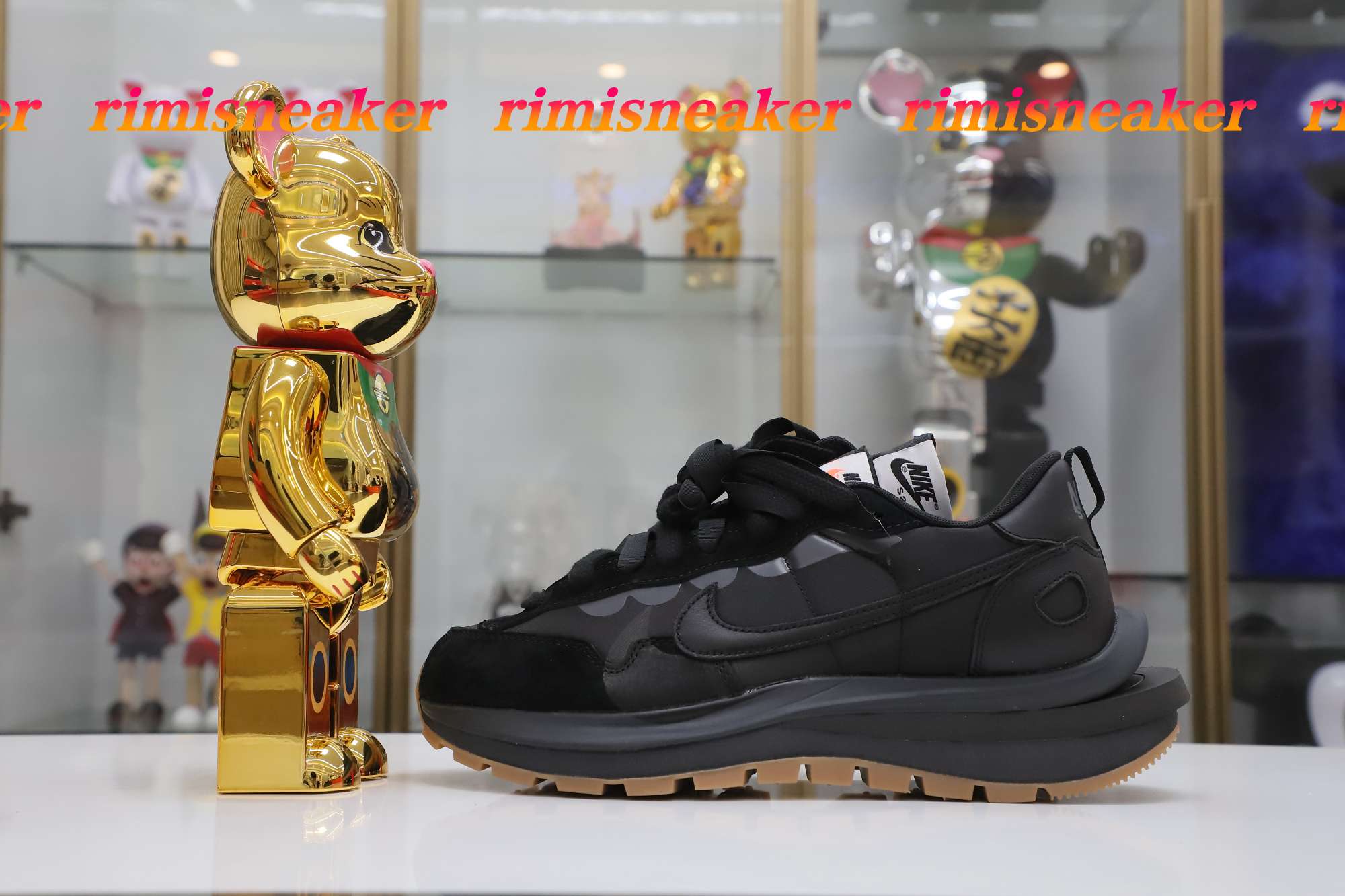 NIKE SACAI X VAPORWAFFLE 'BLACK GUM'